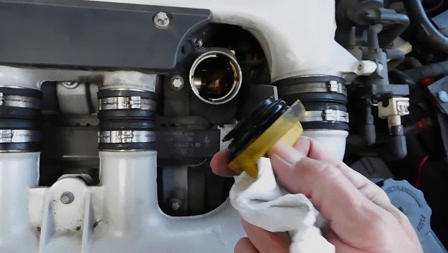 why is my engine oil cap so tight